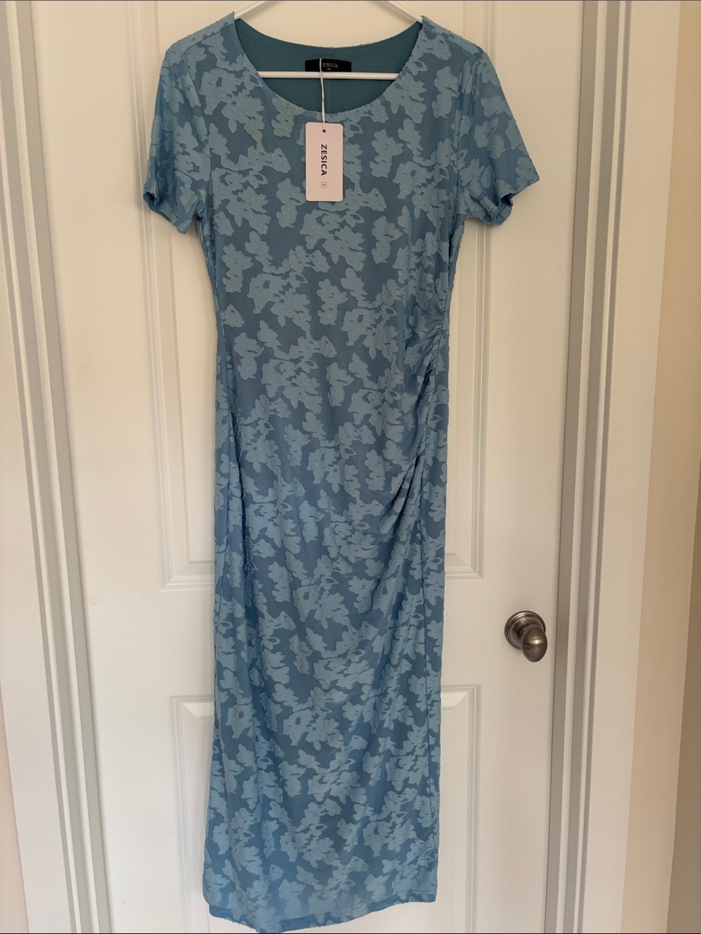 Zesica Light Blue Floral Scoop-Neck Maxi Dress